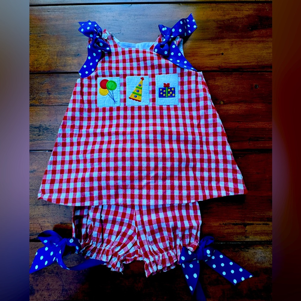 Bailey Boys 2 piece girls birthday set! Size 3T